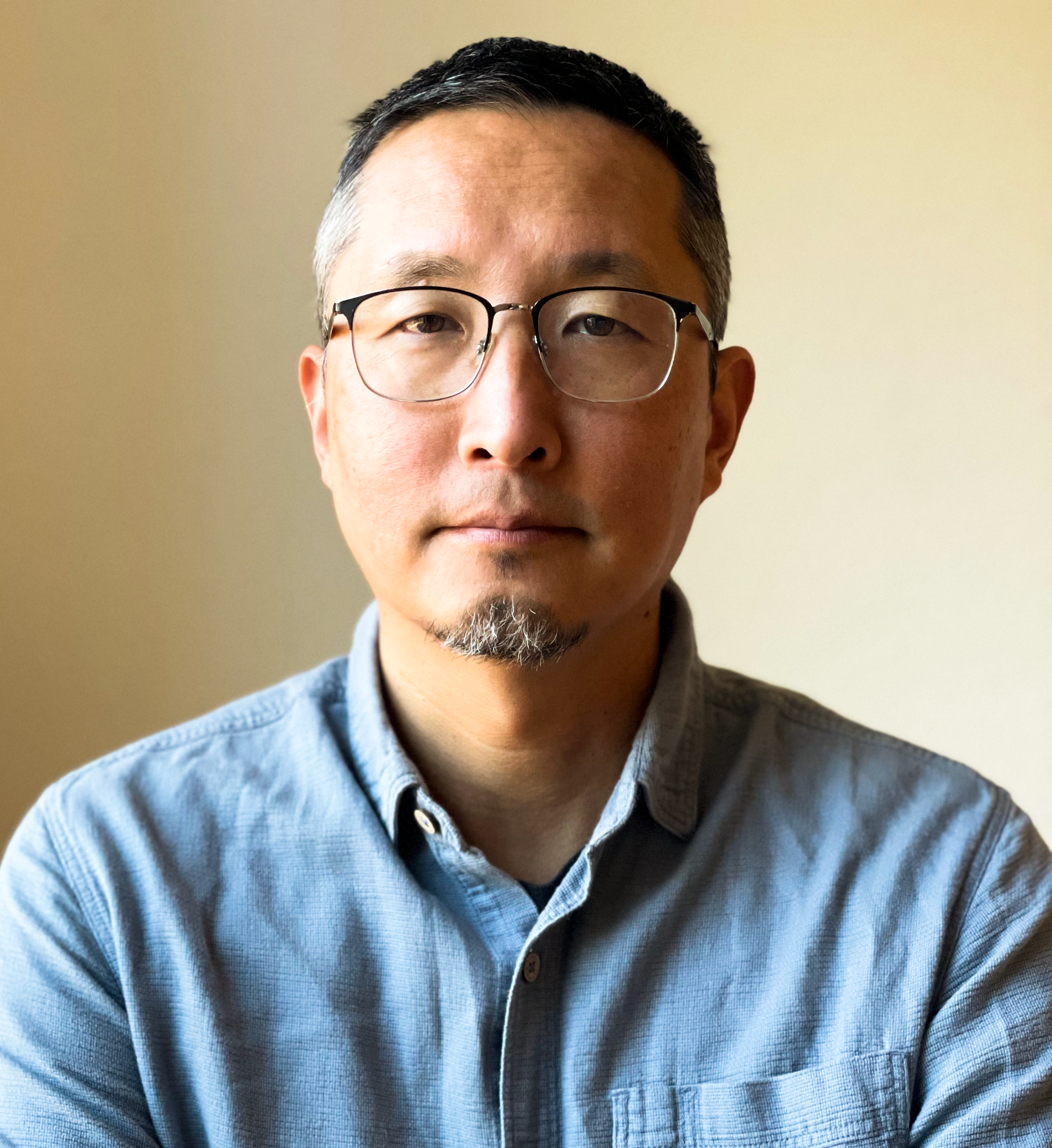 Photograph of Yong Oh